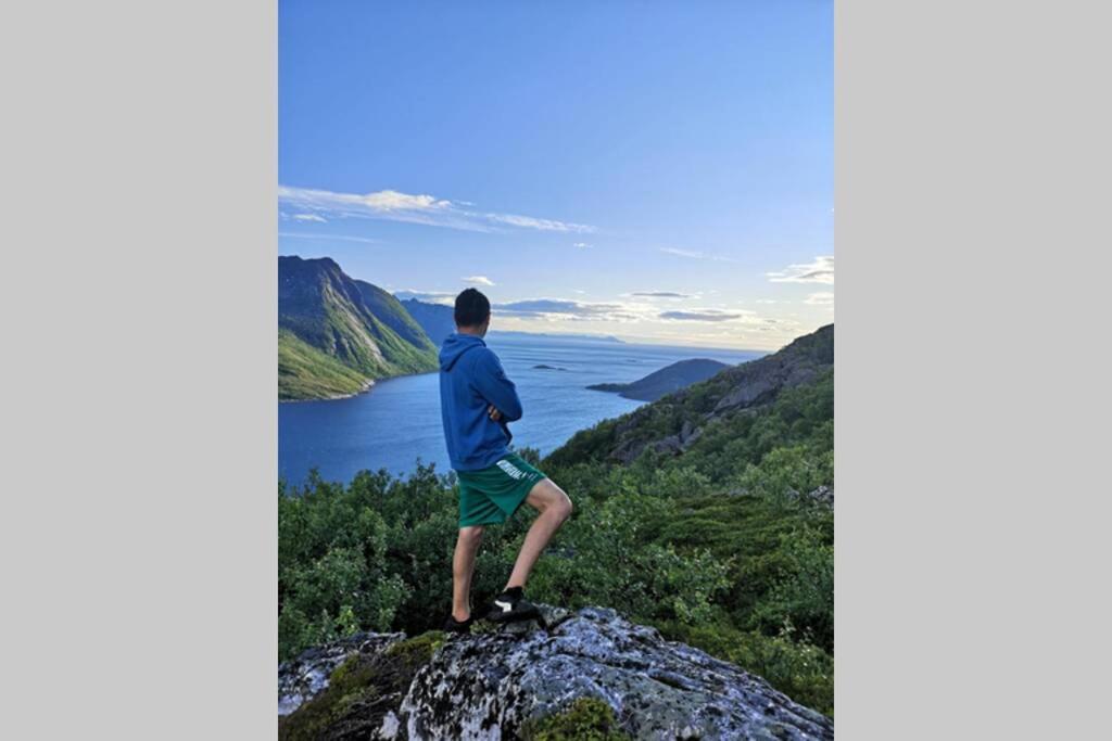 Waterfront Senja 3 *